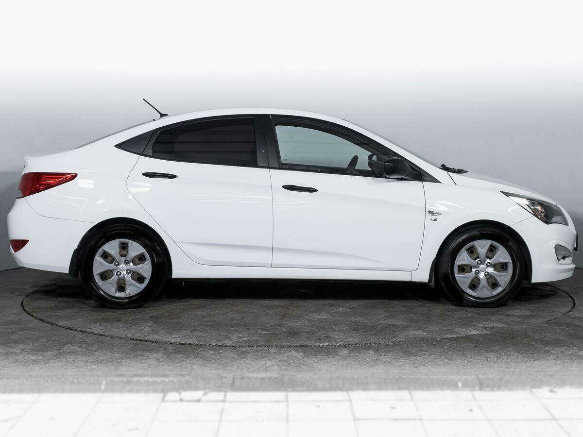 Hyundai Solaris б/у, 2015, Автоматическая. Фото: #3