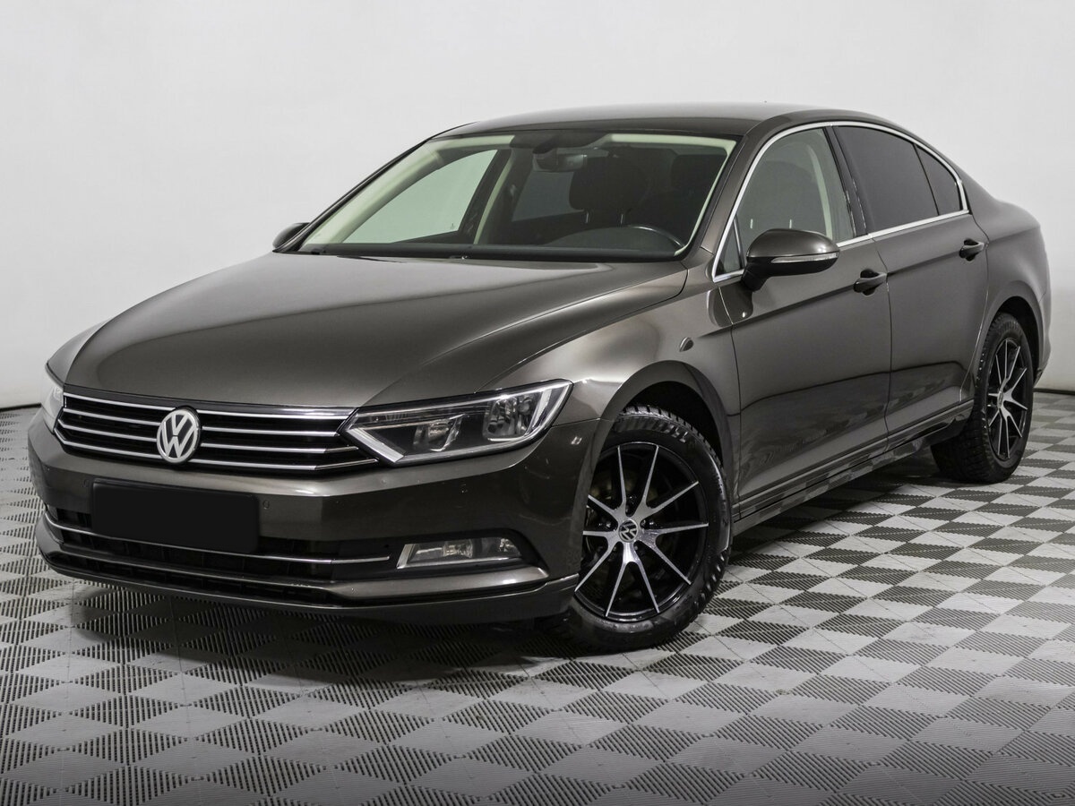 Volkswagen Passat б/у, 2017, Роботизированная. Посмотреть фото