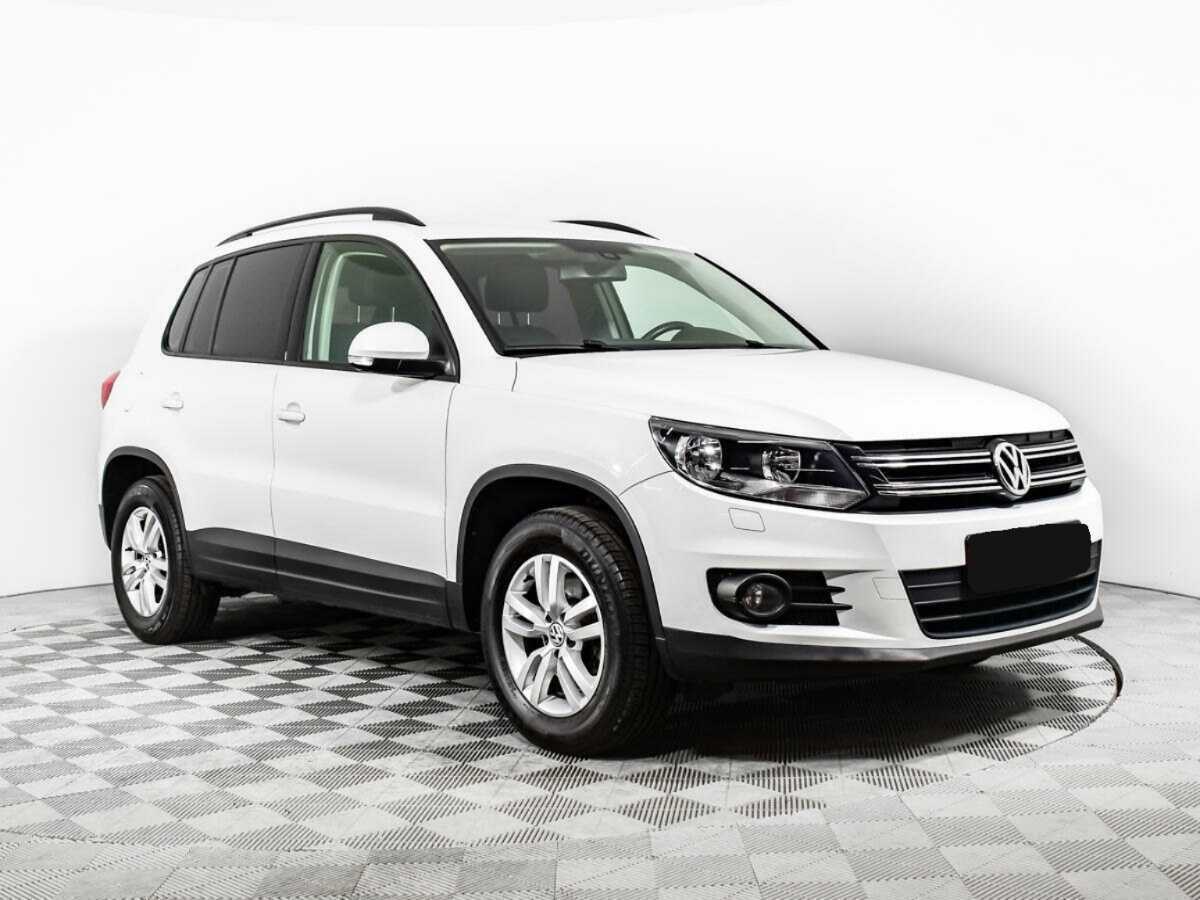 Volkswagen Tiguan б/у, 2015, Роботизированная. Фото: #2