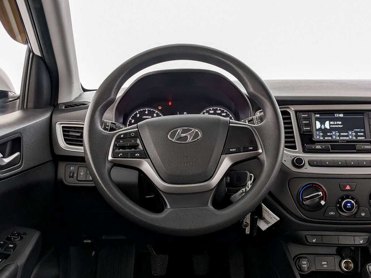 Hyundai Solaris б/у, 2021, Механическая. Фото: #17