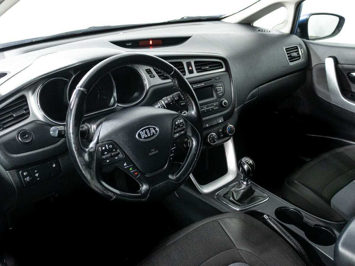 Kia Ceed б/у, 2013, Механическая. Фото: #10