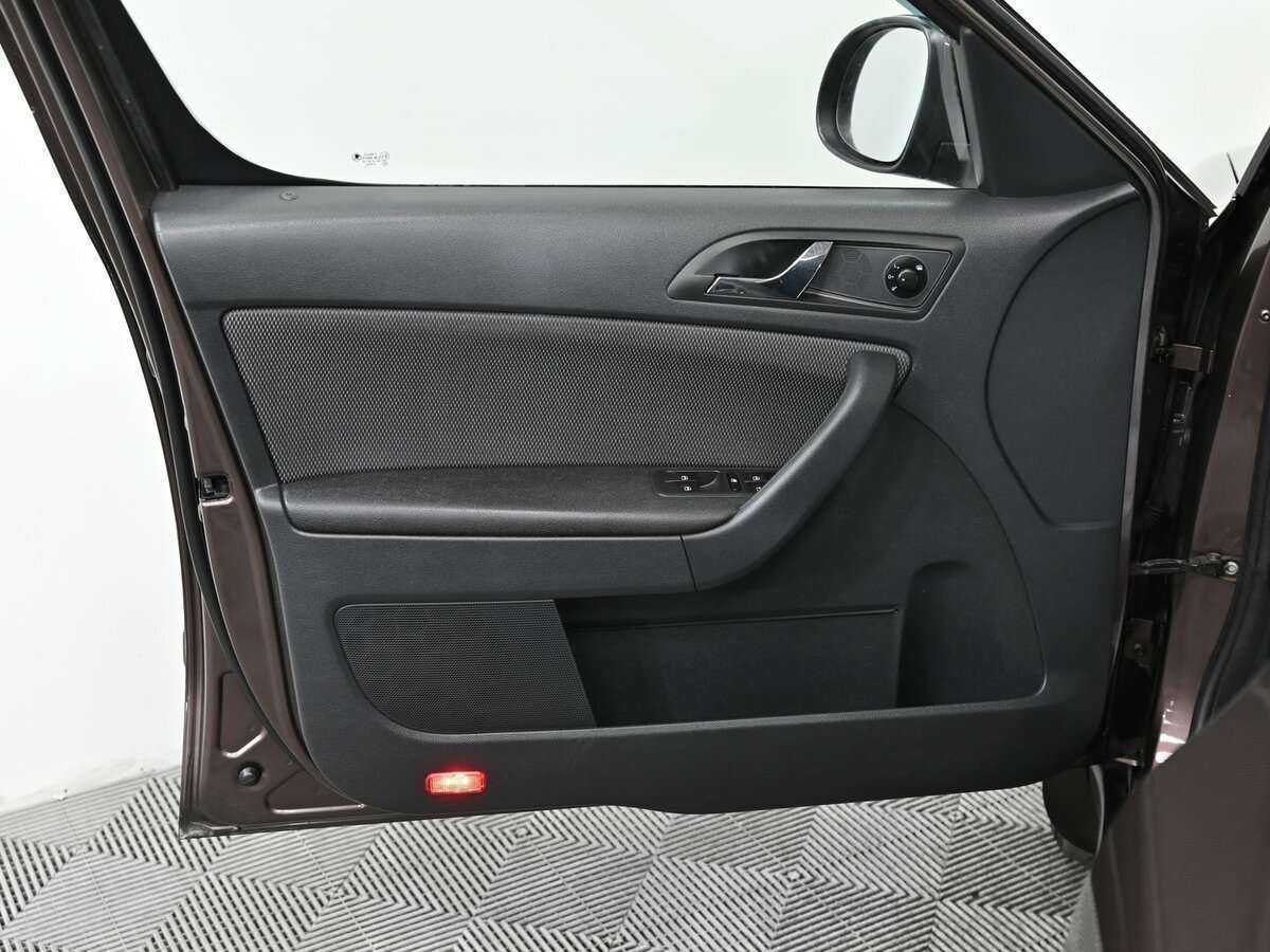 Skoda Yeti б/у, 2013, Роботизированная. Фото: #9