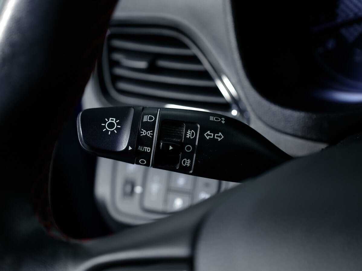 Hyundai Solaris б/у, 2020, Автоматическая. Фото: #18