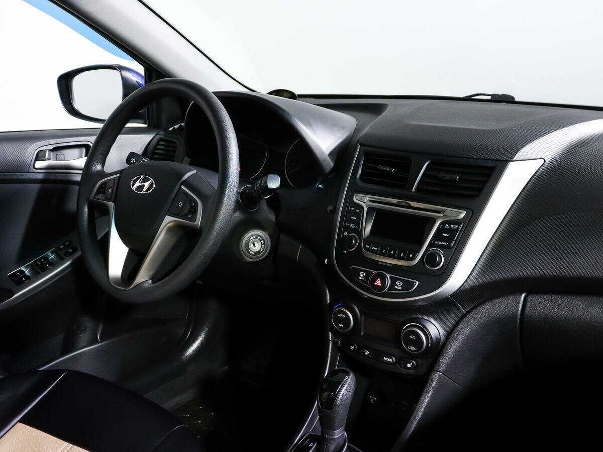 Hyundai Solaris б/у, 2016, Автоматическая. Фото: #6