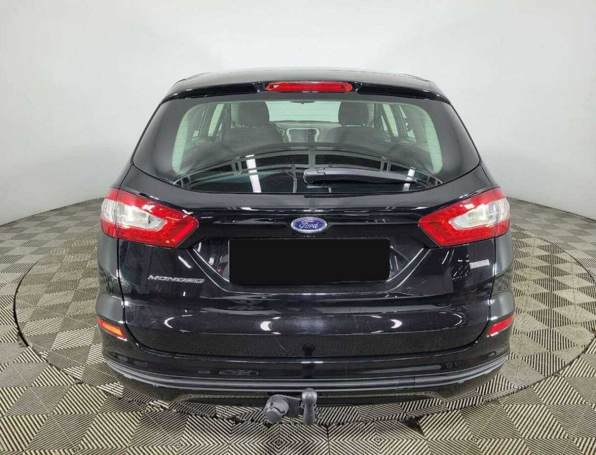 Ford Mondeo б/у, 2016, Механическая. Фото: #2