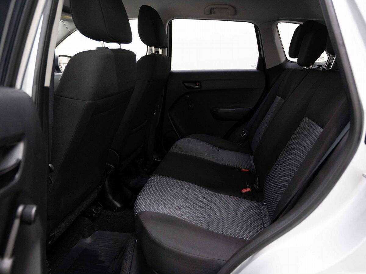 Suzuki Vitara б/у, 2016, Автоматическая. Фото: #11