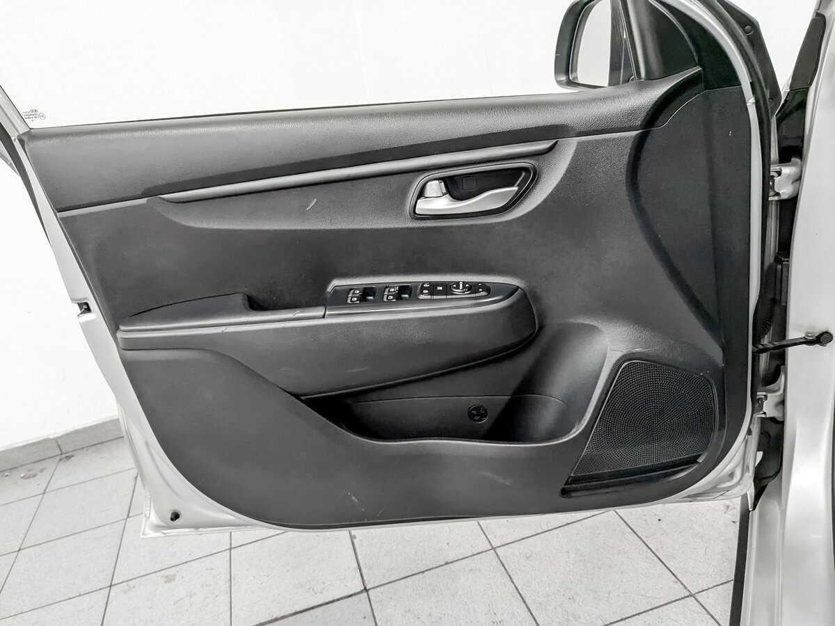 Kia Rio б/у, 2020, Автоматическая. Фото: #18