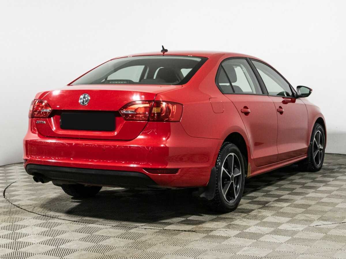 Volkswagen Jetta б/у, 2012, Механическая. Фото: #4