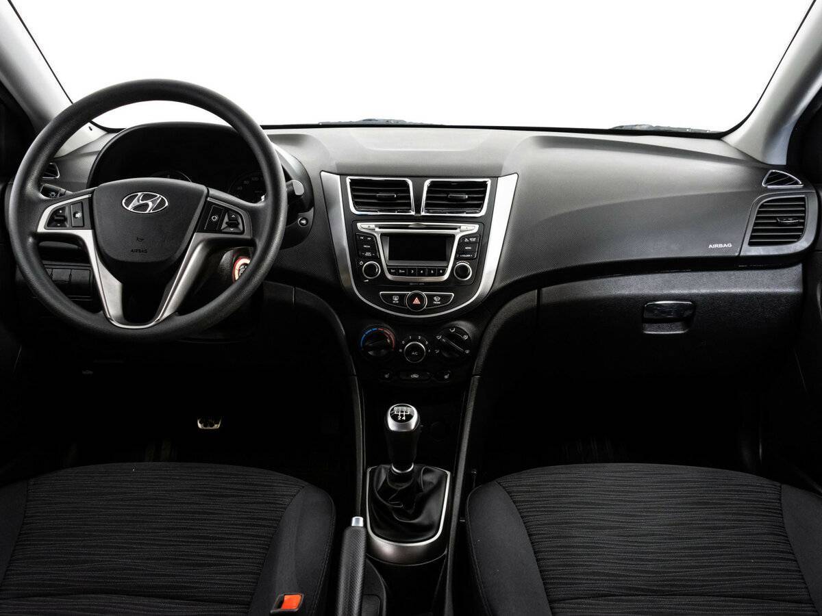 Hyundai Solaris б/у, 2016, Механическая. Фото: #7