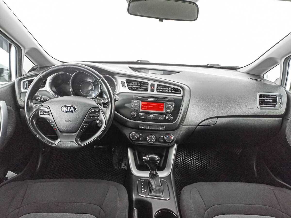 Kia Ceed б/у, 2014, Автоматическая. Фото: #11