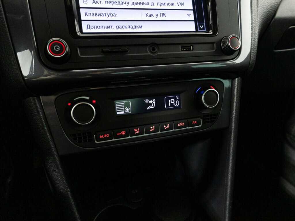 Volkswagen Polo б/у, 2018, Автоматическая. Фото: #16