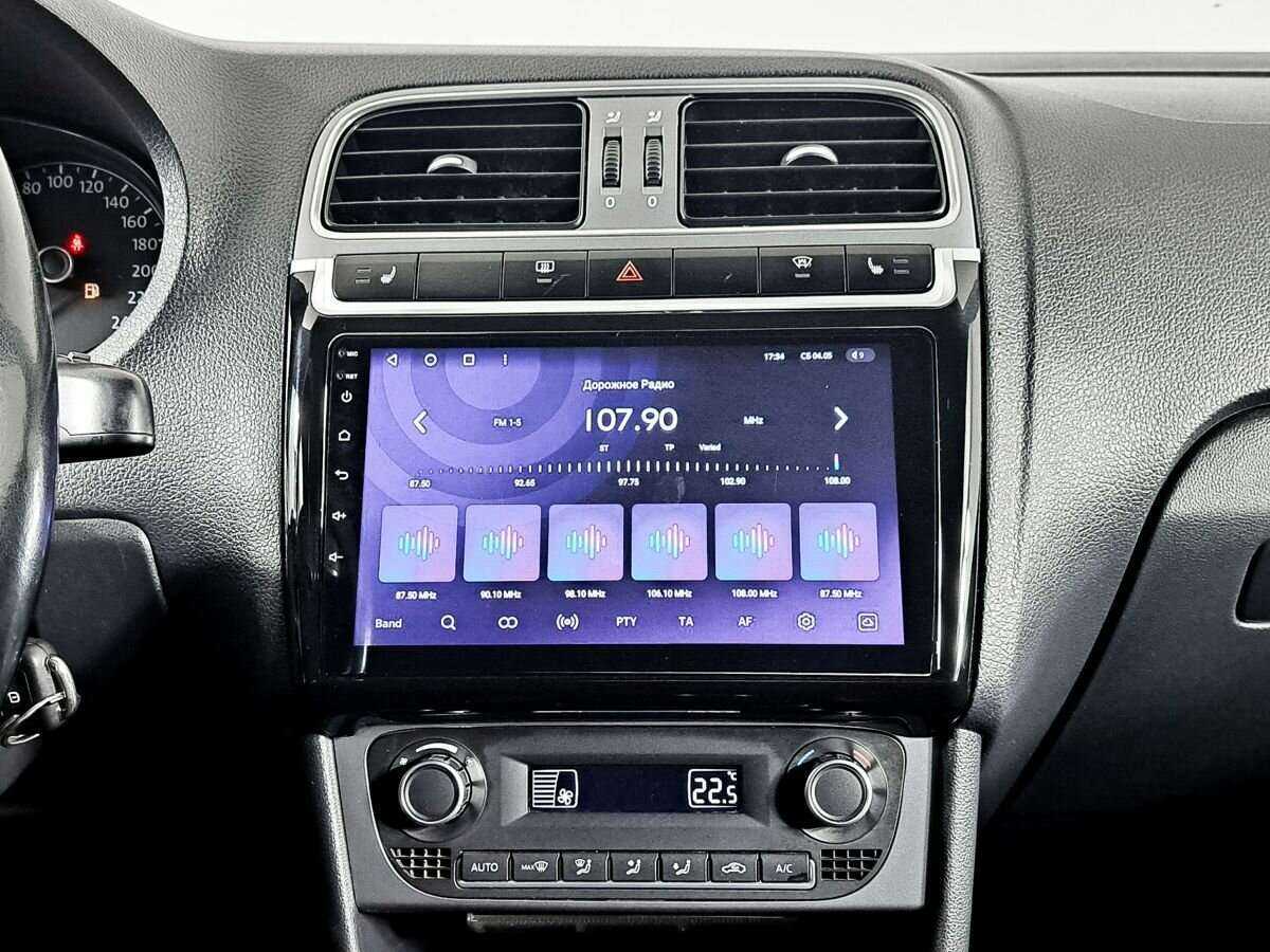 Volkswagen Polo б/у, 2016, Механическая. Фото: #12