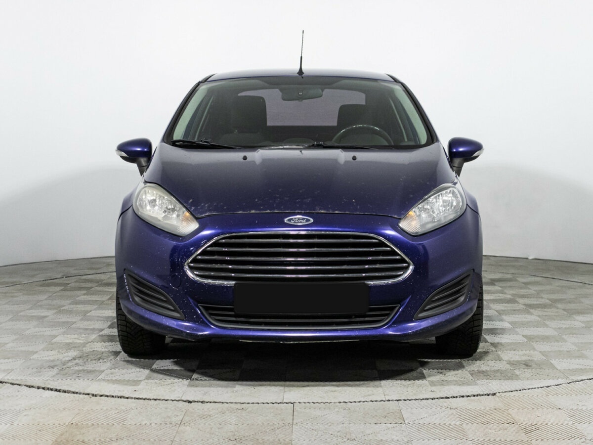 Ford Fiesta б/у, 2015, Роботизированная. Фото: #1