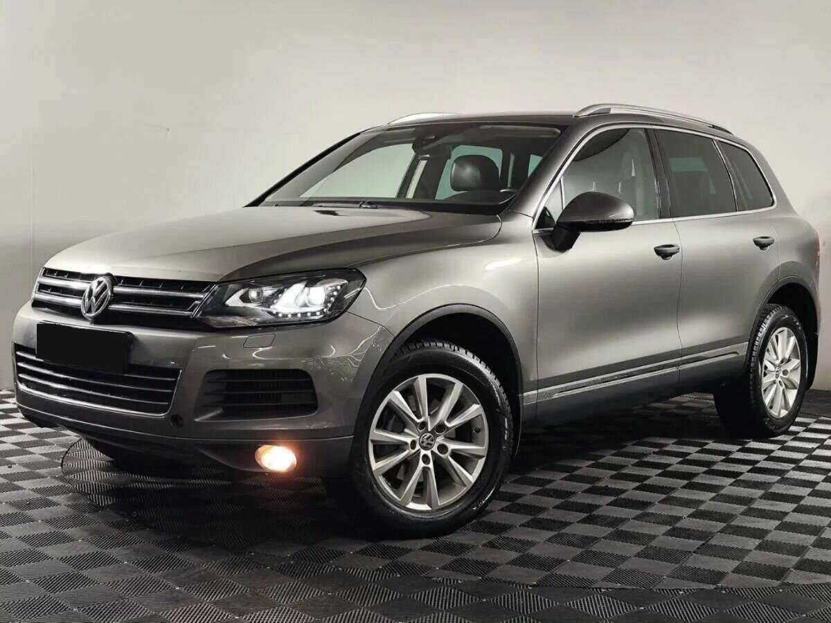 Volkswagen Touareg б/у, 2014, Автоматическая. Фото: #0