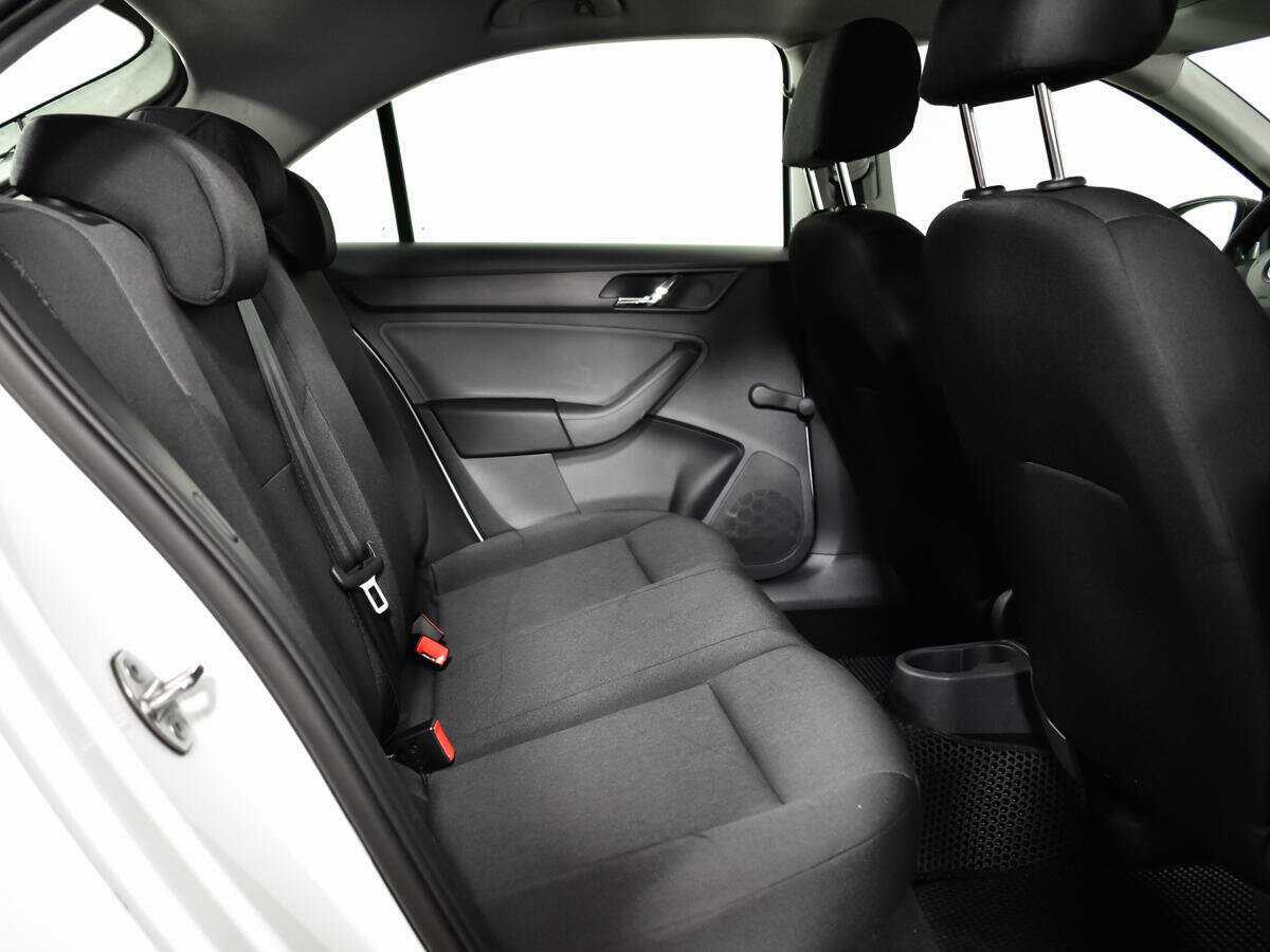 Skoda Rapid б/у, 2017, Механическая. Фото: #9