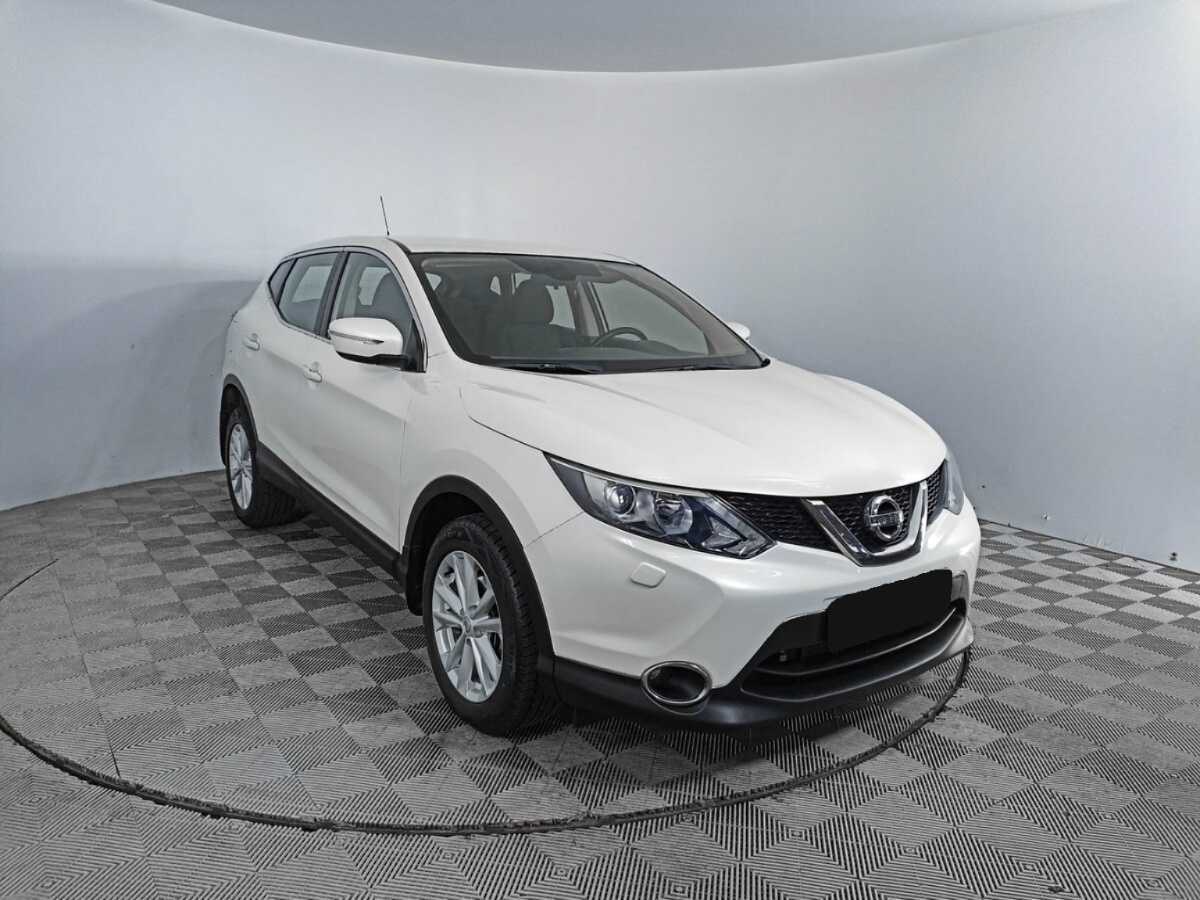 Nissan Qashqai б/у, 2014, Механическая. Фото: #2