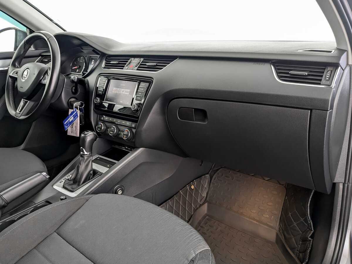 Skoda Octavia б/у, 2016, Роботизированная. Фото: #8