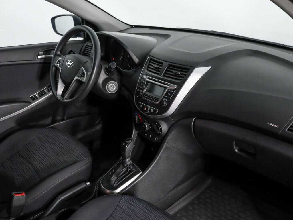 Hyundai Solaris б/у, 2015, Автоматическая. Фото: #10