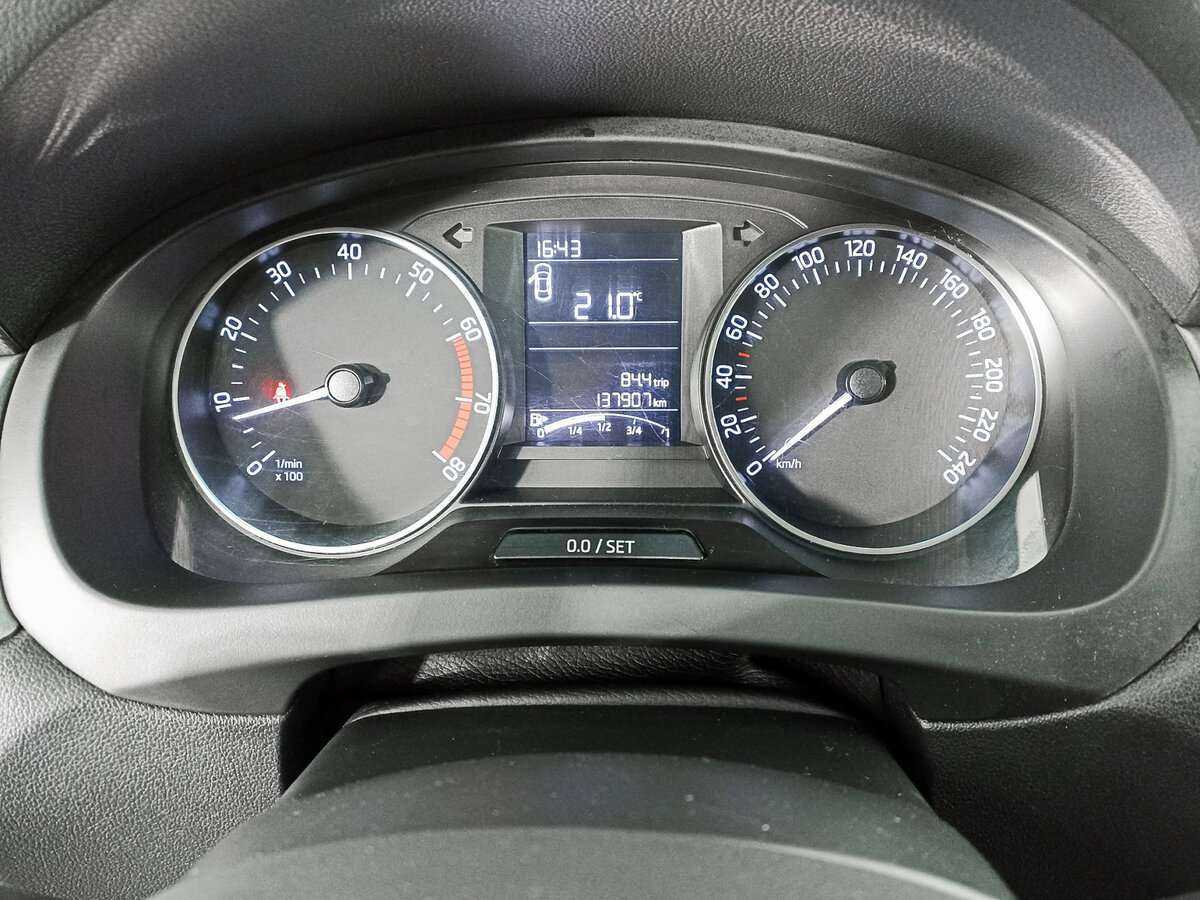 Skoda Rapid б/у, 2016, Механическая. Фото: #9