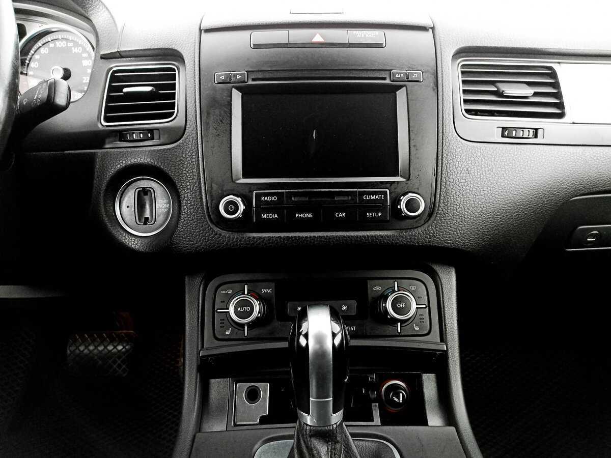Volkswagen Touareg б/у, 2013, Автоматическая. Фото: #9