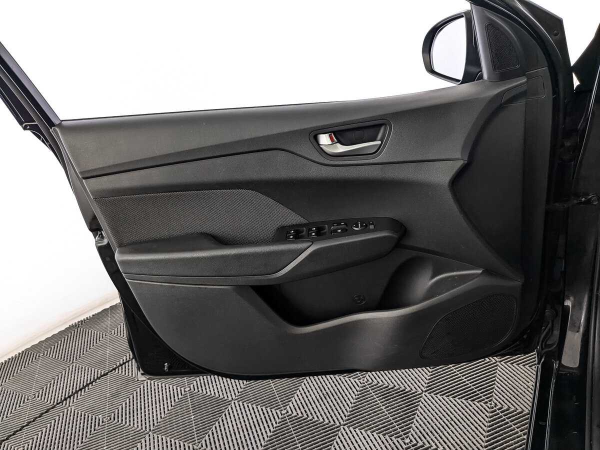 Hyundai Solaris б/у, 2018, Автоматическая. Фото: #14