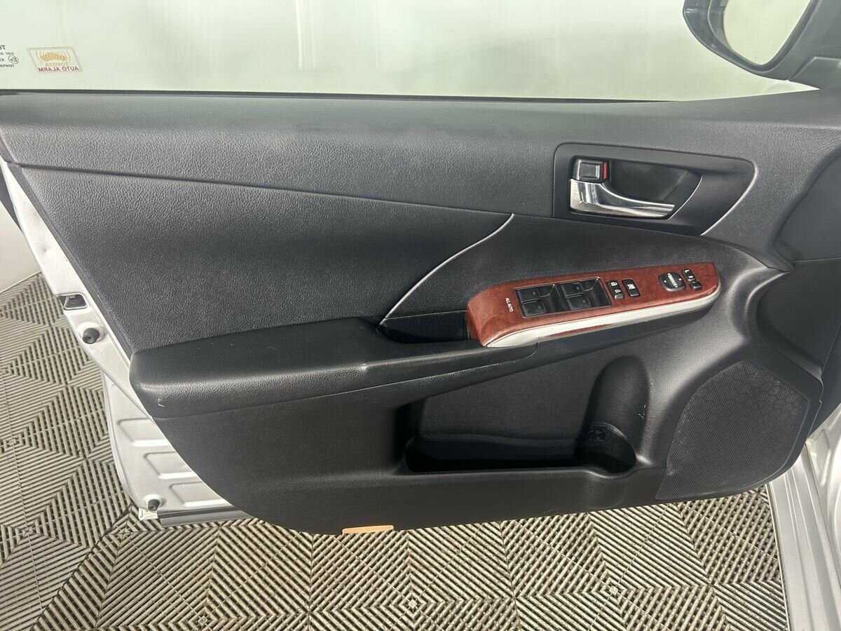 Toyota Camry б/у, 2013, Автоматическая. Фото: #7