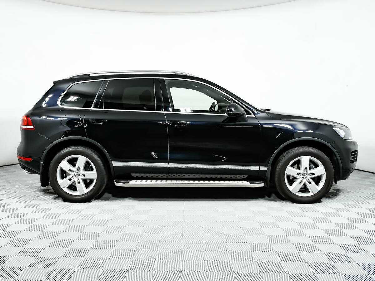 Volkswagen Touareg б/у, 2014, Автоматическая. Фото: #3