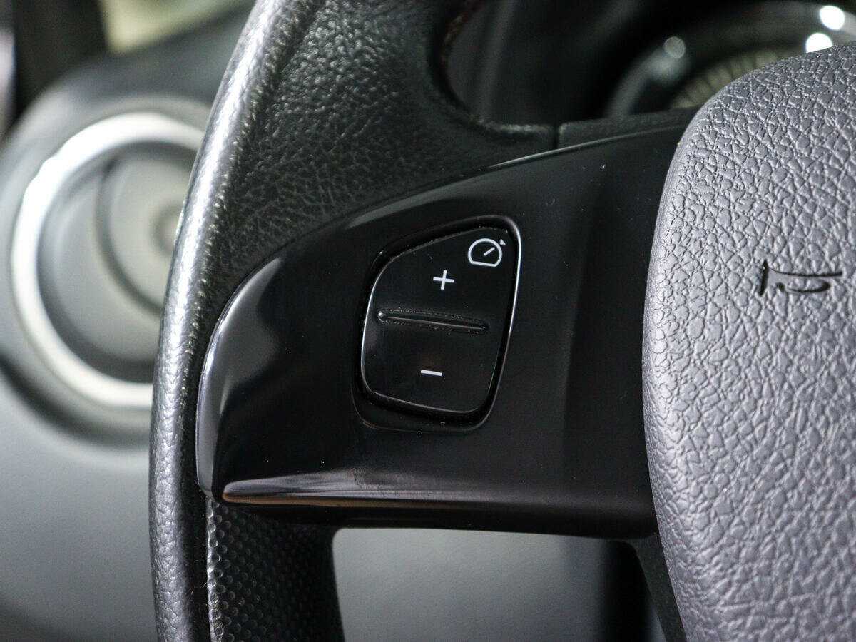 Nissan Terrano б/у, 2019, Механическая. Фото: #15