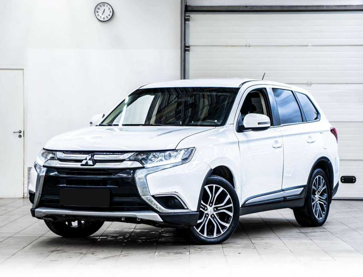 Mitsubishi Outlander б/у, 2015, Вариатор. Посмотреть фото