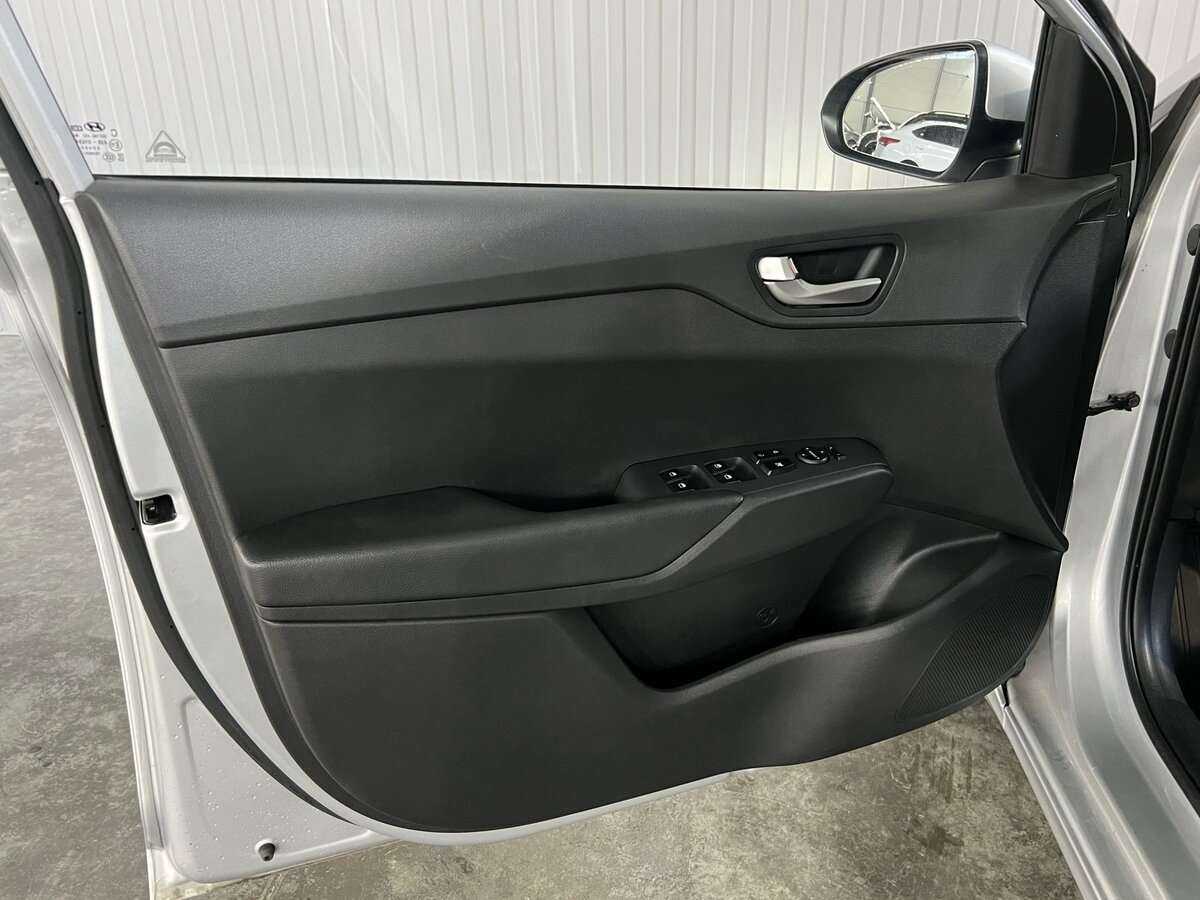 Hyundai Solaris б/у, 2020, Автоматическая. Фото: #8