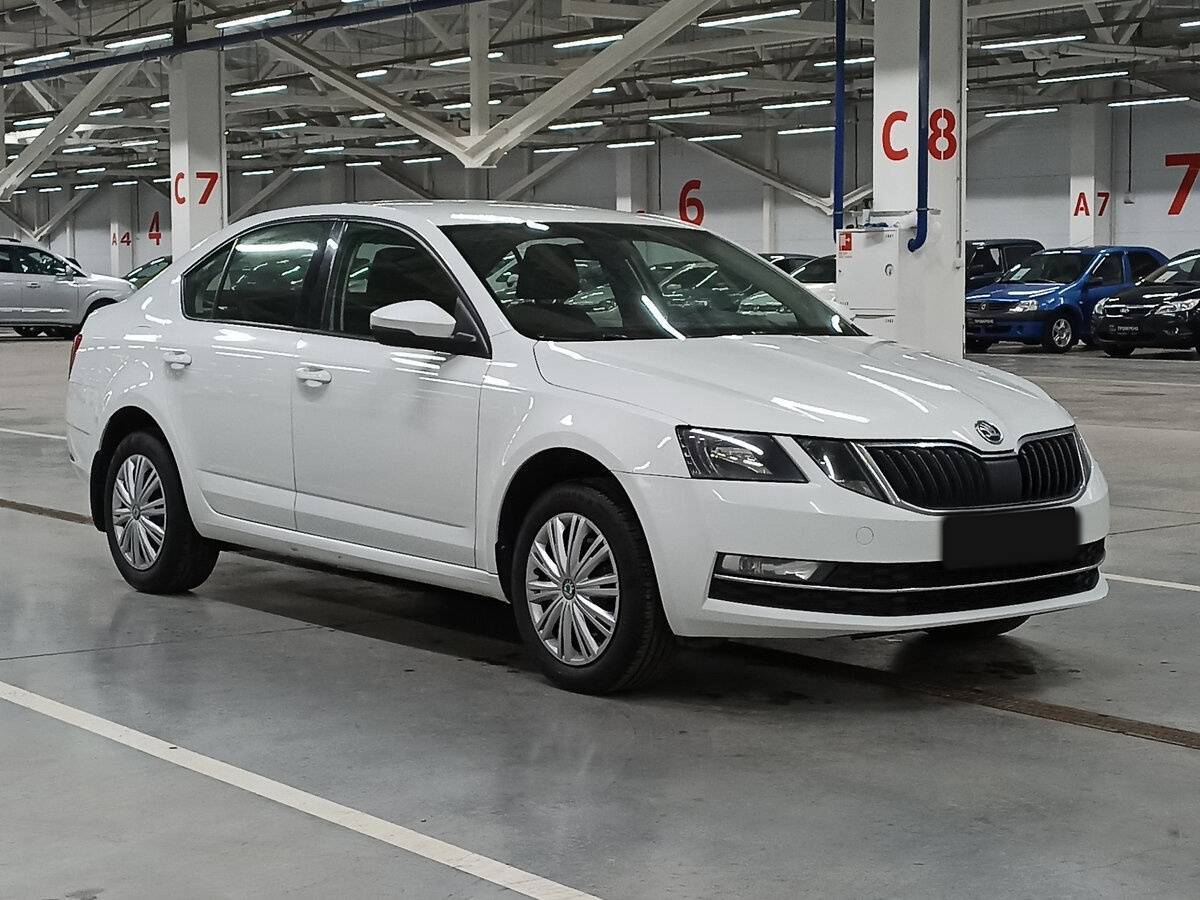 Skoda Octavia б/у, 2018, Автоматическая. Фото: #2