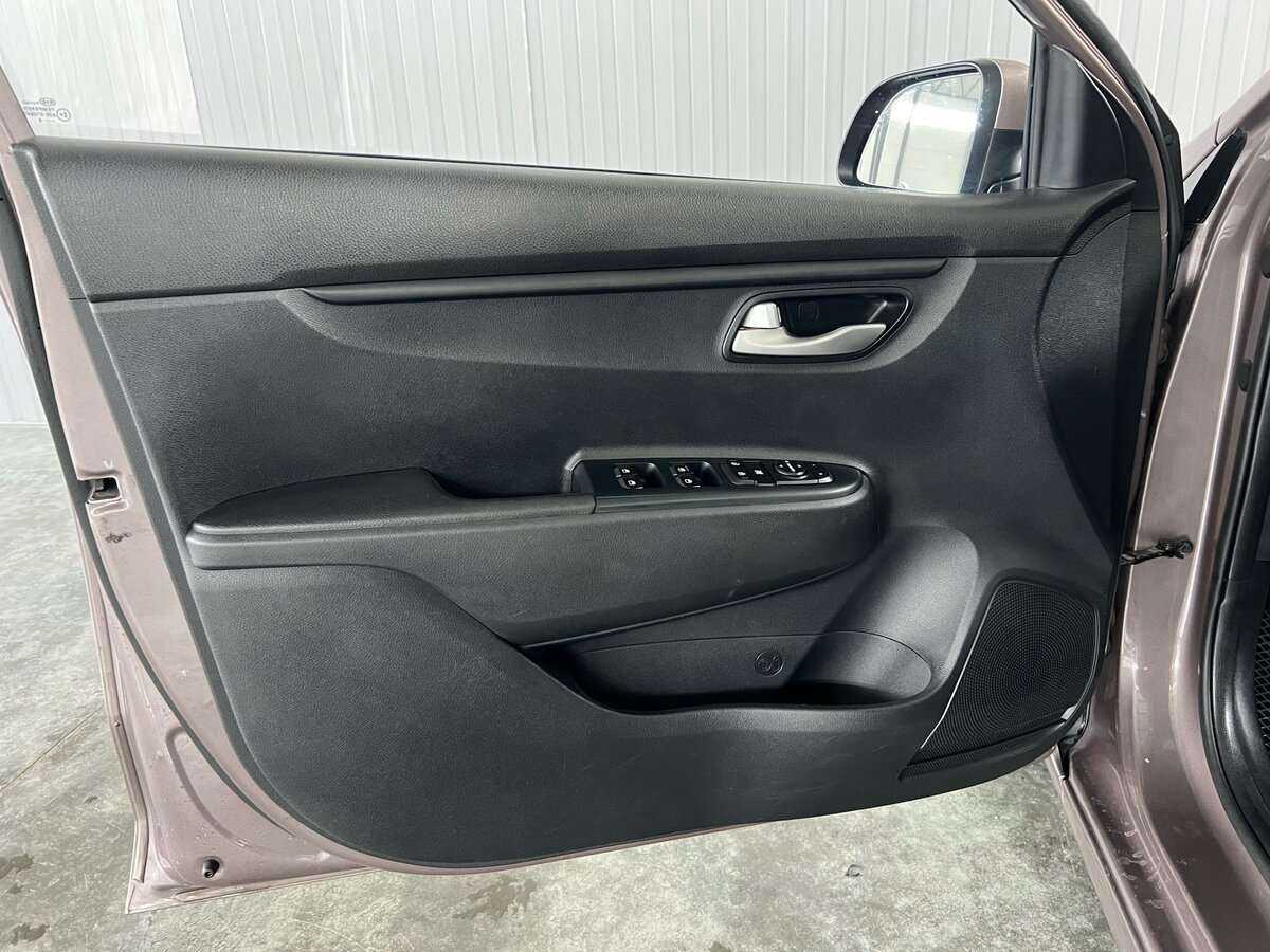 Kia Rio б/у, 2018, Автоматическая. Фото: #8