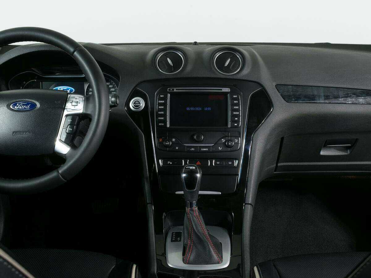 Ford Mondeo б/у, 2012, Роботизированная. Фото: #7