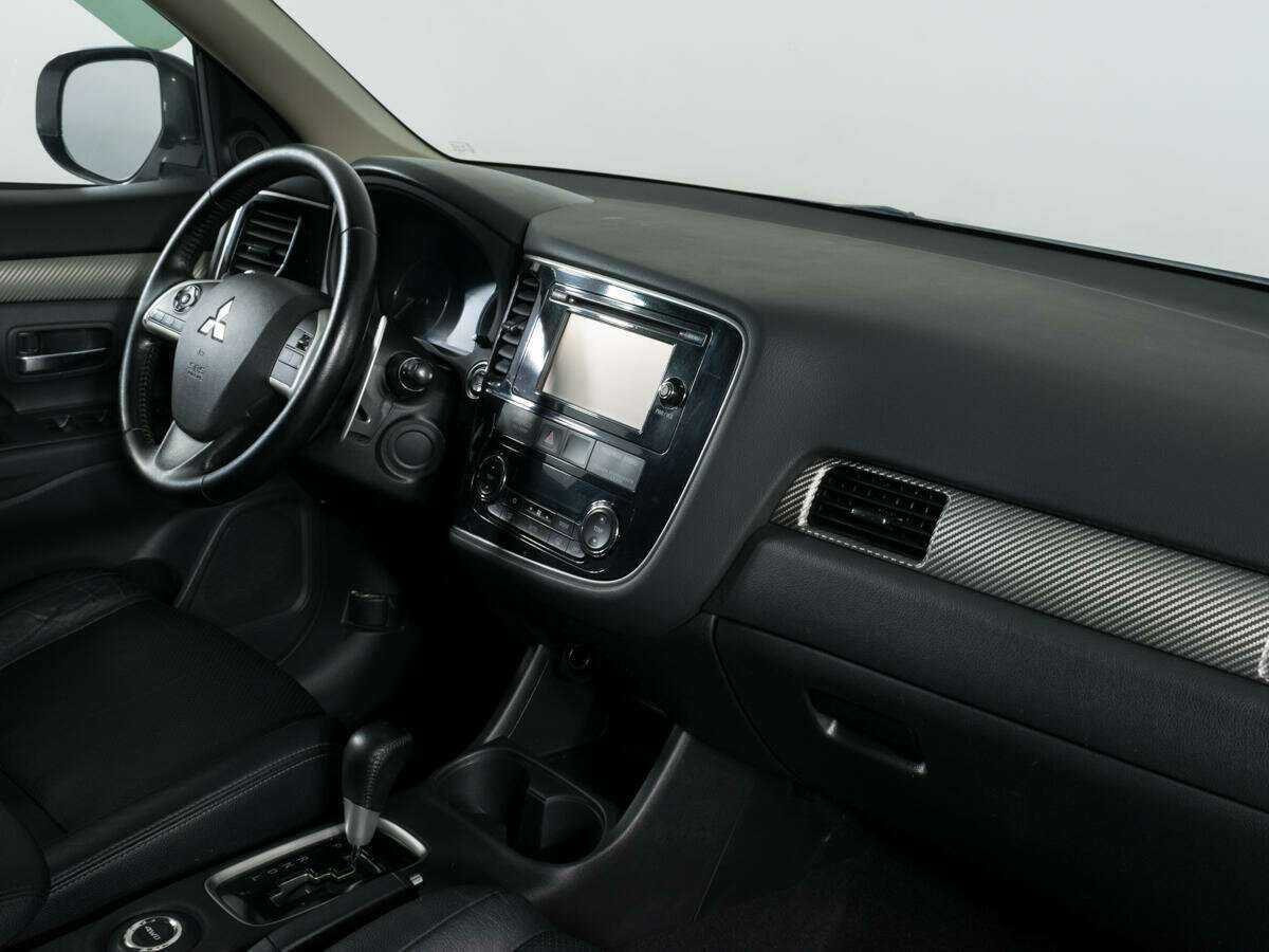 Mitsubishi Outlander б/у, 2012, Вариатор. Фото: #8