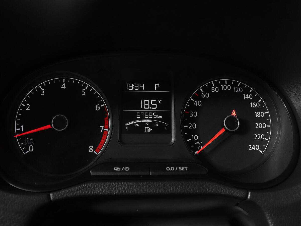 Volkswagen Polo б/у, 2018, Роботизированная. Фото: #8