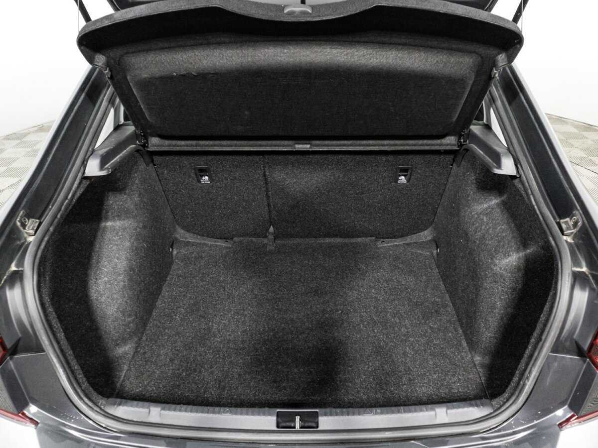 Volkswagen Polo б/у, 2020, Автоматическая. Фото: #14