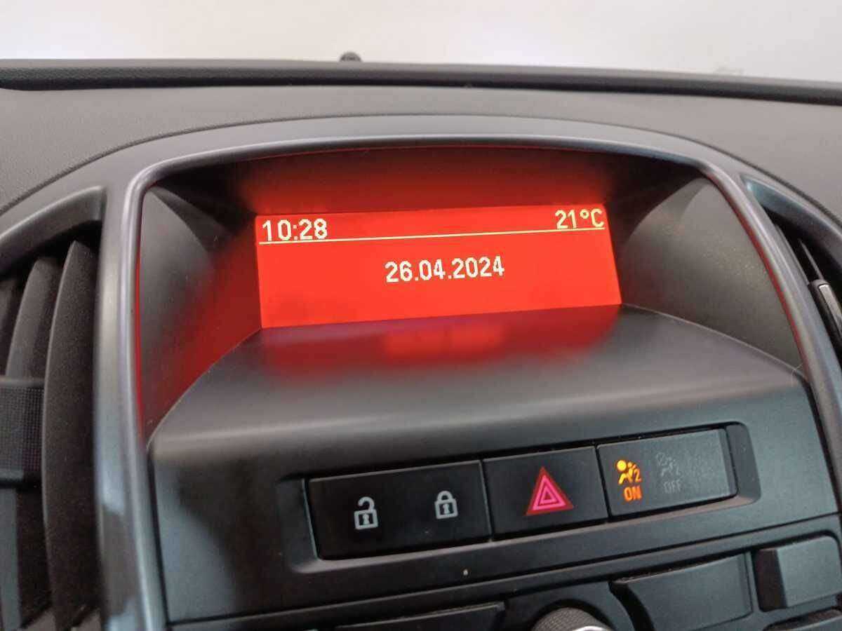 Opel Astra б/у, 2013, Механическая. Фото: #14