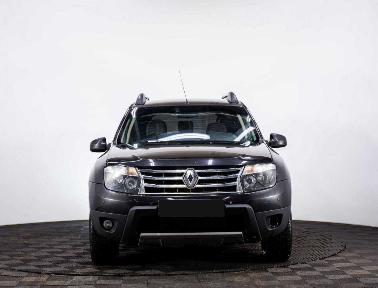 Renault Duster б/у, 2013, Механическая. Фото: #1