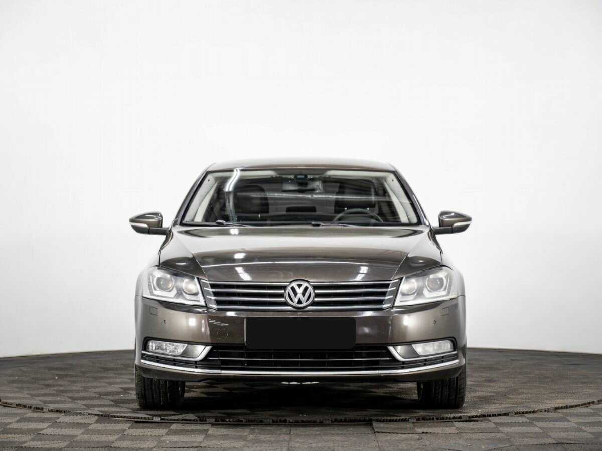 Volkswagen Passat б/у, 2012, Роботизированная. Фото: #1