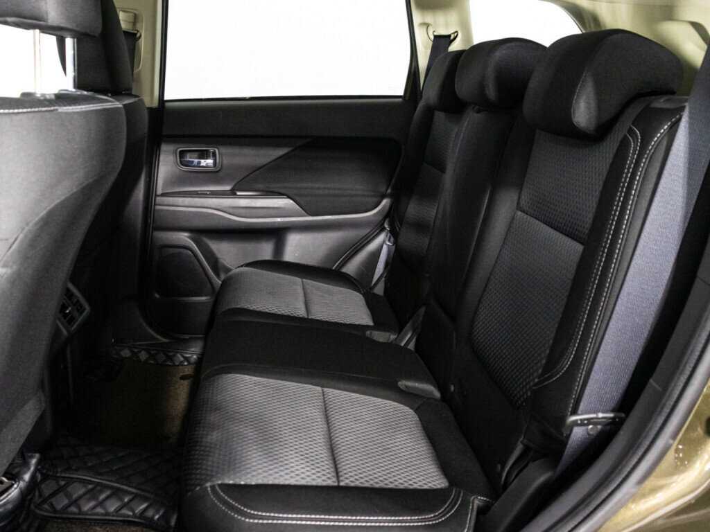 Mitsubishi Outlander б/у, 2019, Вариатор. Фото: #6