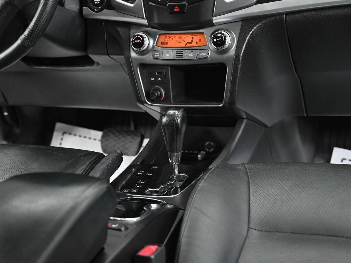 SsangYong Actyon б/у, 2014, Автоматическая. Фото: #9