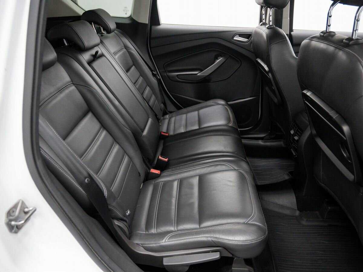 Ford Kuga б/у, 2016, Автоматическая. Фото: #8