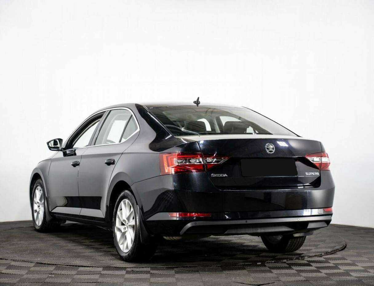 Skoda Superb б/у, 2017, Роботизированная. Фото: #3