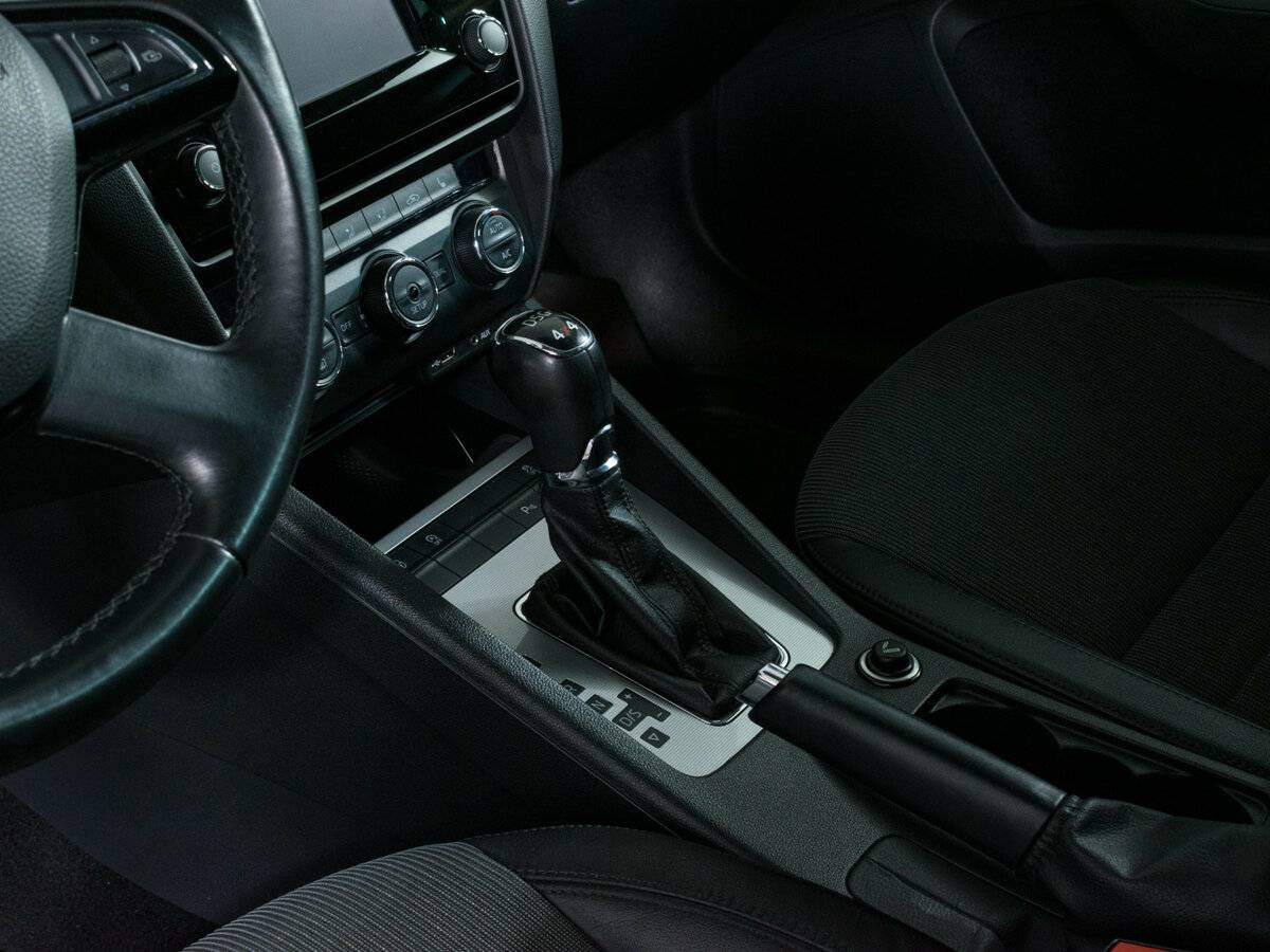 Skoda Octavia б/у, 2014, Роботизированная. Фото: #13