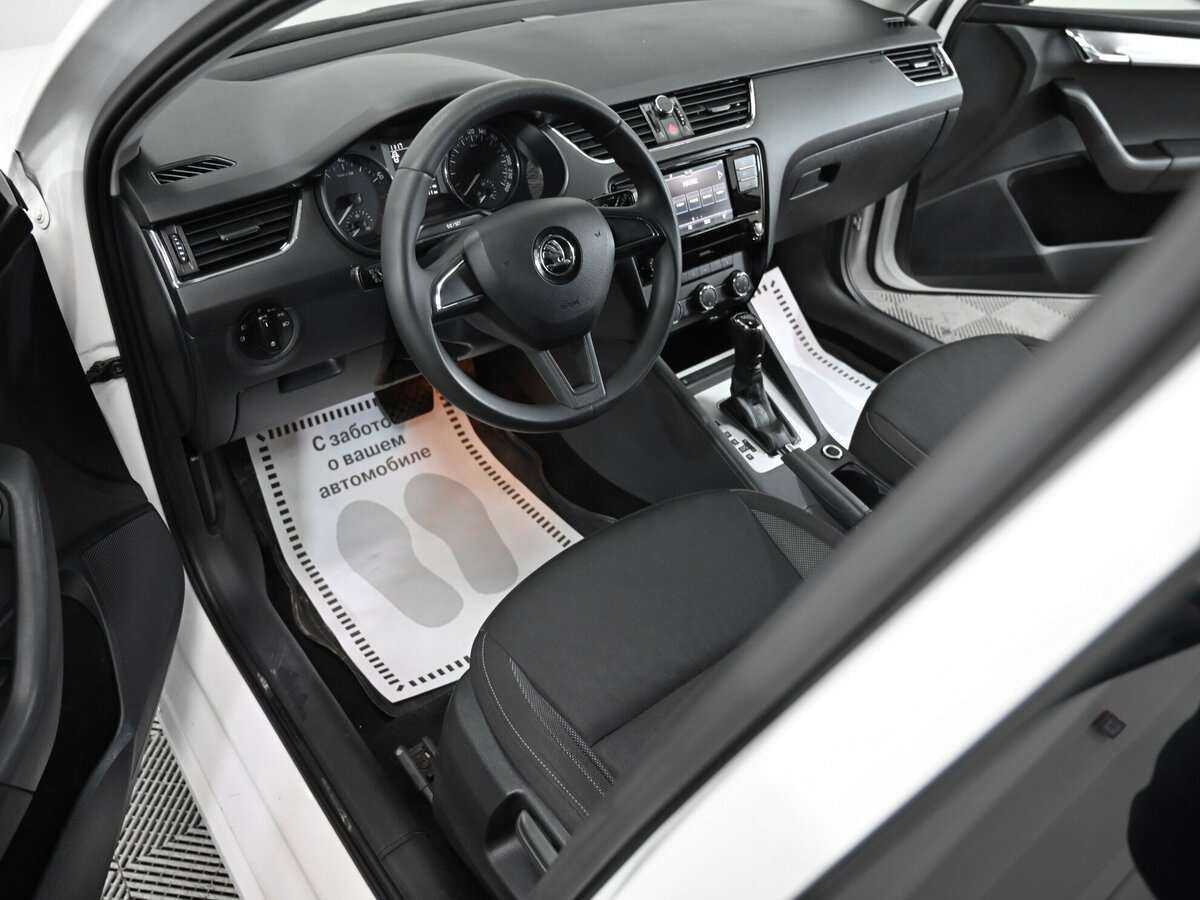 Skoda Octavia б/у, 2017, Роботизированная. Фото: #6