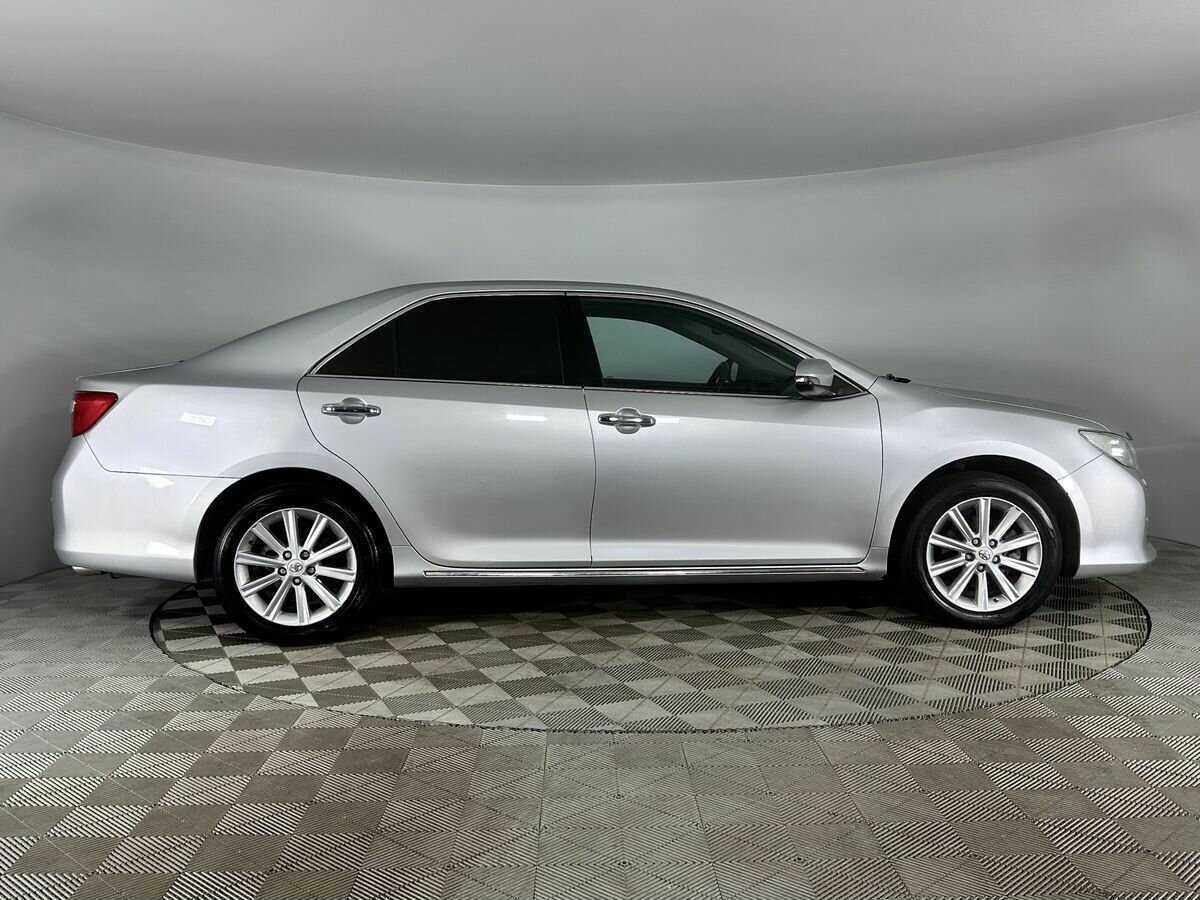 Toyota Camry б/у, 2014, Автоматическая. Фото: #4