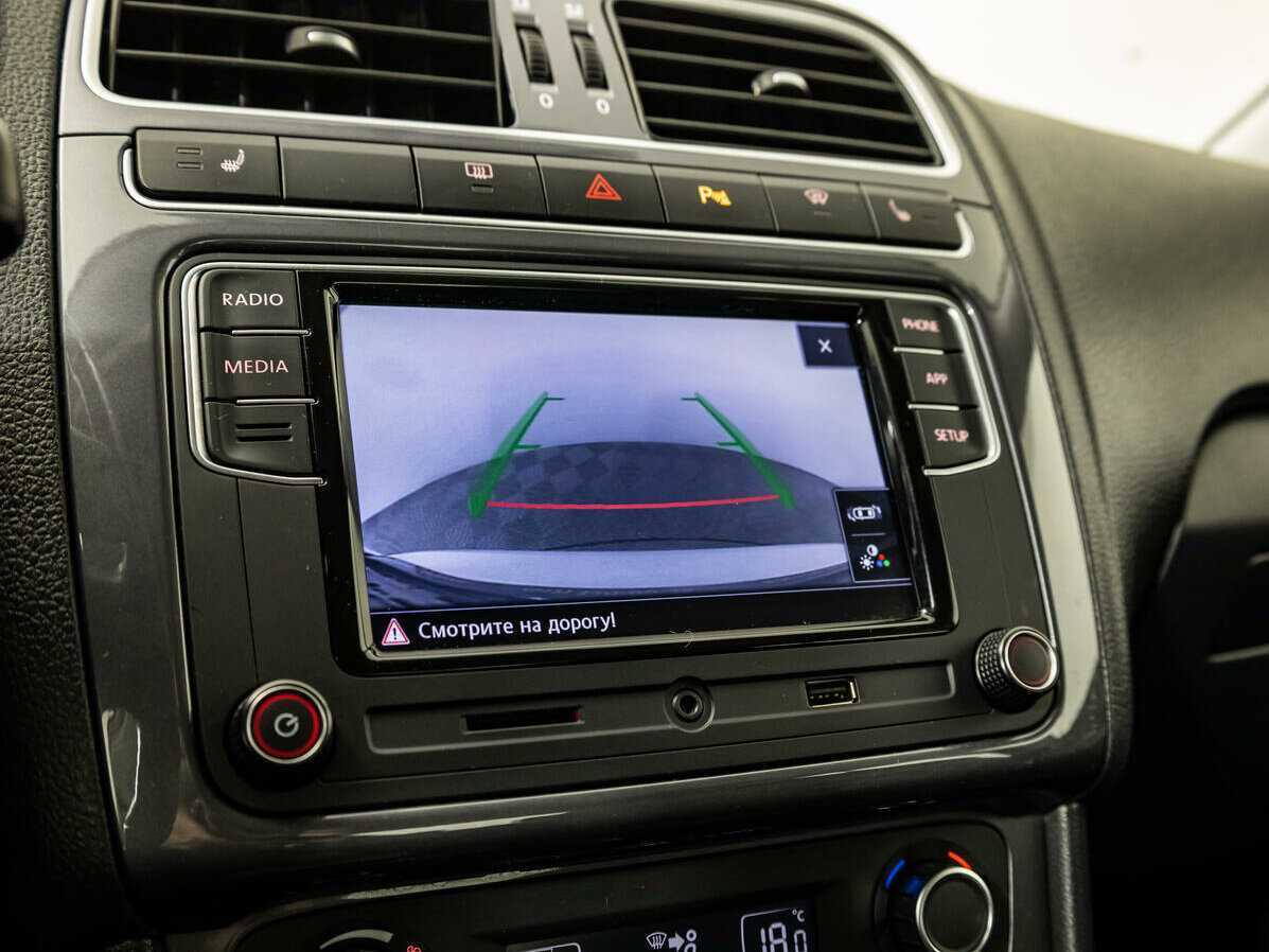 Volkswagen Polo б/у, 2018, Механическая. Фото: #13