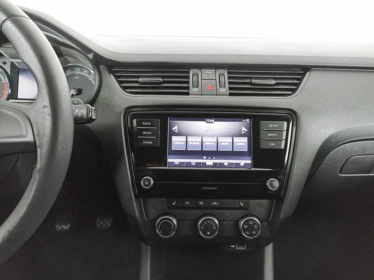 Skoda Octavia б/у, 2019, Механическая. Фото: #12