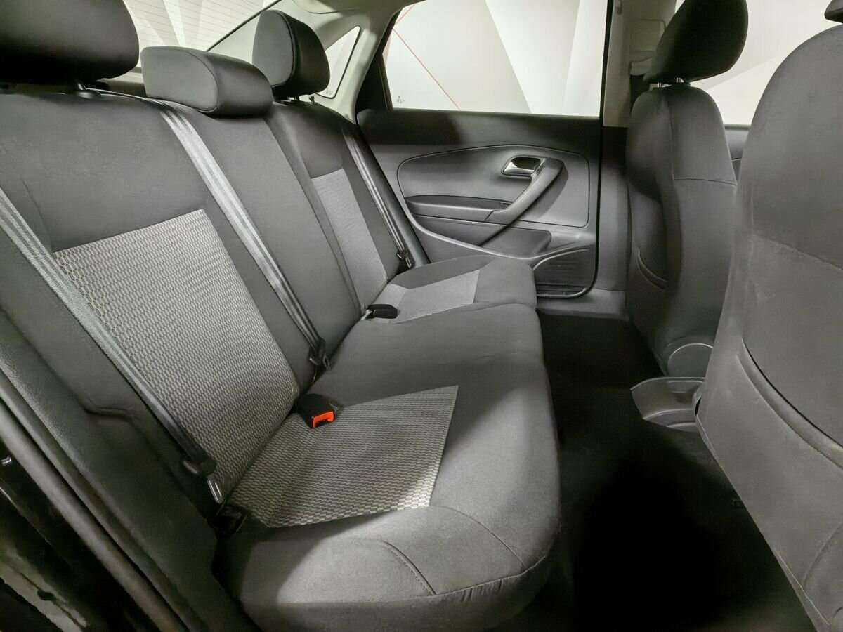 Volkswagen Polo б/у, 2013, Автоматическая. Фото: #11