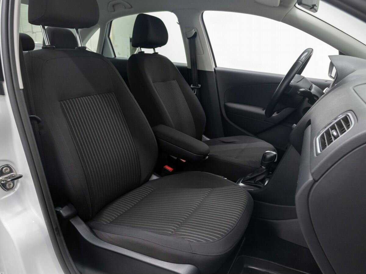 Volkswagen Polo б/у, 2014, Автоматическая. Фото: #10